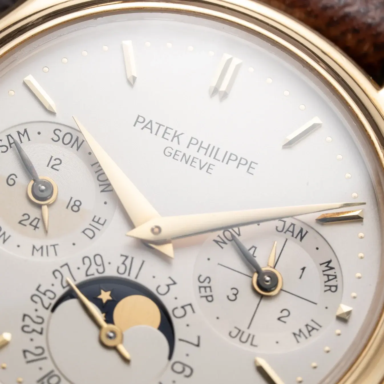 A yellow gold perpetual calendar