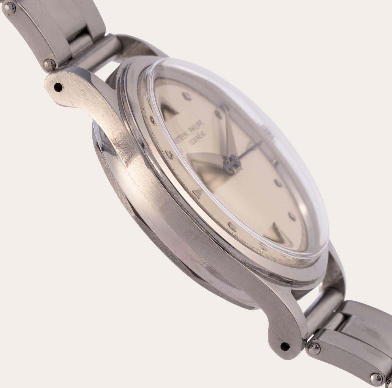 The case in profile, showing both steps of the bezel